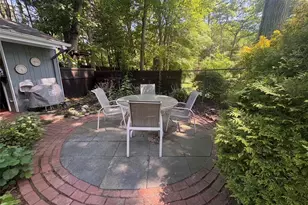 27 Longwood Dr, South Huntington, NY 11746 - Photo 40