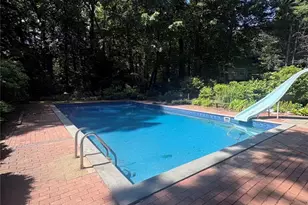 27 Longwood Dr, South Huntington, NY 11746 - Photo 38