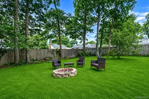 119 Parkwood Dr, Shirley, NY 11967 - Photo 20