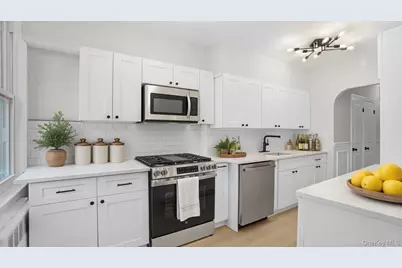 3304 Corsa Avenue, Bronx, NY 10469 - Photo 4