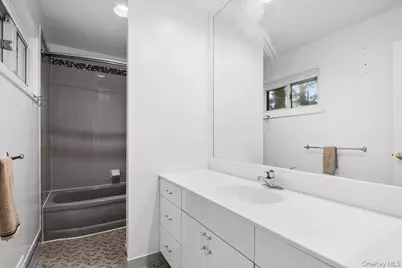 21 Tanglewood Road, Scarsdale, NY 10583 - Photo 16