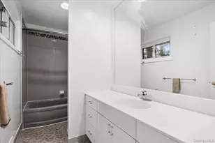 21 Tanglewood Rd, Scarsdale, NY 10583 - Photo 16