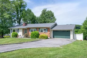 87 Highview Dr, Carmel, NY 10512 - Photo 2