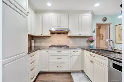 622 Harrison Avenue, East Meadow, NY 11554 - Photo 12