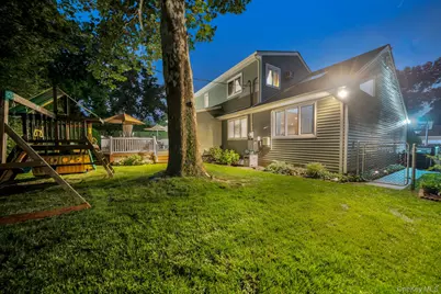 622 Harrison Avenue, East Meadow, NY 11554 - Photo 4