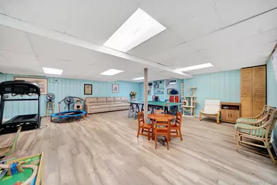 622 Harrison Avenue, East Meadow, NY 11554 - Photo 38