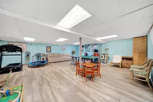622 Harrison Ave, East Meadow, NY 11554 - Photo 38