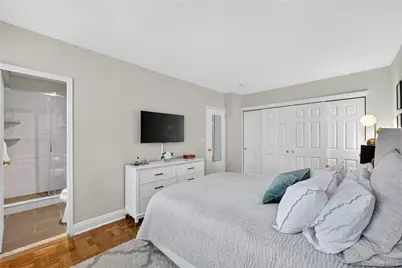 240 Garth Road #4H2, Scarsdale, NY 10583 - Photo 22
