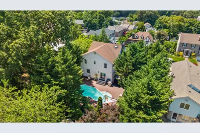 74 Elaine Terrace, Yonkers, NY 10701 - Photo 4