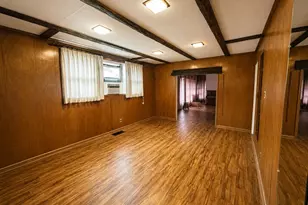 2526 Dogwood Ave, East Meadow, NY 11554 - Photo 6