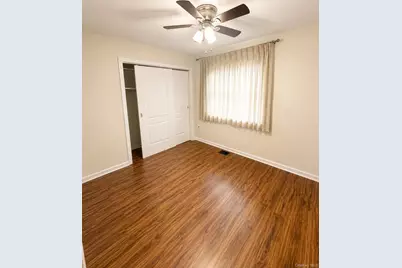 2526 Dogwood Avenue, East Meadow, NY 11554 - Photo 8