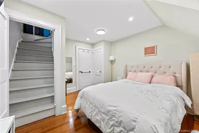 82 Superior Road, Floral Park, NY 11001 - Photo 10