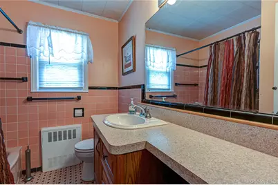 21 Langdon Road, Farmingdale, NY 11735 - Photo 20