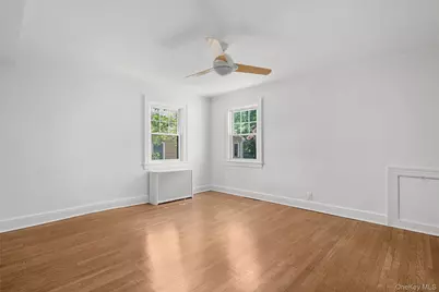 121 Walworth Avenue, Scarsdale, NY 10583 - Photo 20