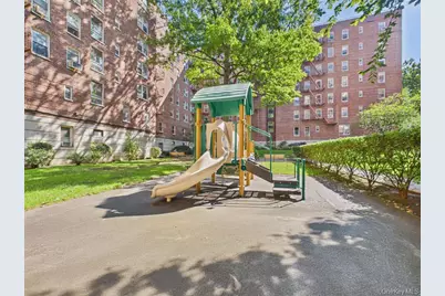 72-61 113th Street #2Z 113th Street, Forest Hills, NY 11375 - Photo 8