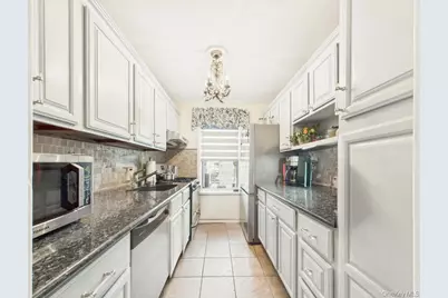 72-61 113th Street #2Z 113th Street, Forest Hills, NY 11375 - Photo 2