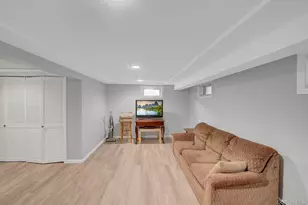 117 Eastgate Rd, Massapequa Park, NY 11762 - Photo 16