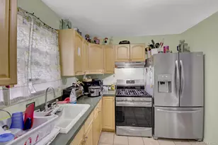 117 Eastgate Rd, Massapequa Park, NY 11762 - Photo 4
