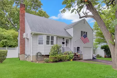 117 Eastgate Road, Massapequa Park, NY 11762 - Photo 2