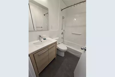 240-29 70 Avenue #2, Douglaston, NY 11362 - Photo 12