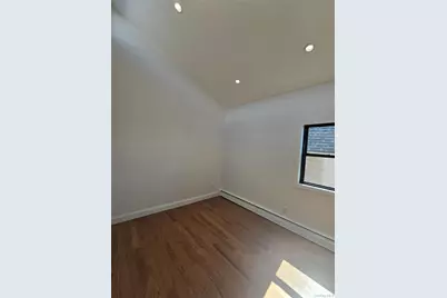 240-29 70 Avenue #2, Douglaston, NY 11362 - Photo 18
