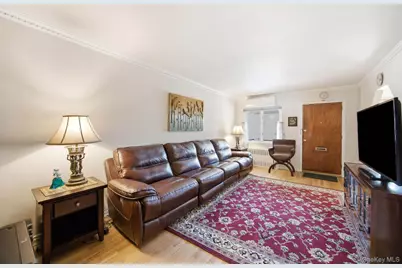 66-15 Gray Street, Middle Village, NY 11379 - Photo 6
