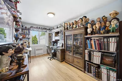 66-15 Gray Street, Middle Village, NY 11379 - Photo 14