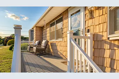 23 13th Street, Bohemia, NY 11716 - Photo 2