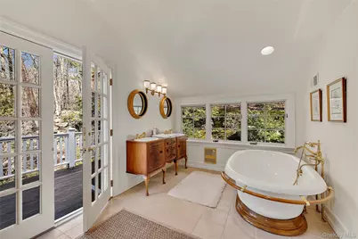 72 Old Mill River Road, Pound Ridge, NY 10576 - Photo 18