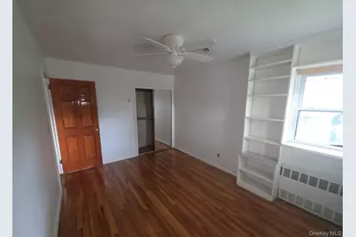 172 Evergreen Drive, Westbury, NY 11590 - Photo 20