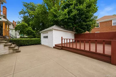 338 E 238th Street, Bronx, NY 10470 - Photo 30
