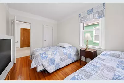 338 E 238th Street, Bronx, NY 10470 - Photo 22