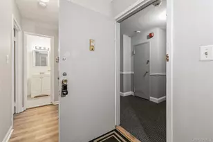 460 Old Town Rd, Port Jefferson Station, NY 11776 - Photo 4