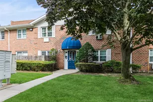 460 Old Town Rd, Port Jefferson Station, NY 11776 - Photo 2