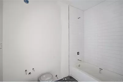 133B Shinnecock Avenue, Mastic, NY 11950 - Photo 18