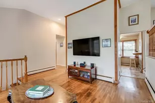 10 Brian Dr, East Islip, NY 11730 - Photo 6