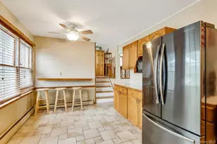 10 Brian Dr, East Islip, NY 11730 - Photo 12