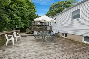 10 Brian Dr, East Islip, NY 11730 - Photo 20