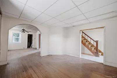 338 California Avenue, Uniondale, NY 11553 - Photo 12