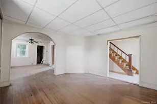 338 California Ave, Uniondale, NY 11553 - Photo 12