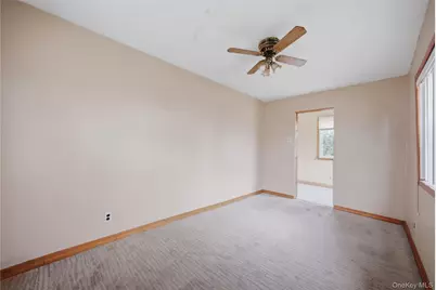 338 California Avenue, Uniondale, NY 11553 - Photo 10