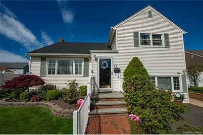 1 Marlboro Avenue, Massapequa, NY 11758 - Photo 30