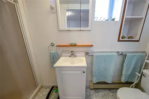 1 Marlboro Ave, Massapequa, NY 11758 - Photo 16