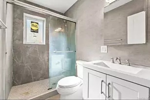 25-63 125th St, Flushing, NY 11354 - Photo 8
