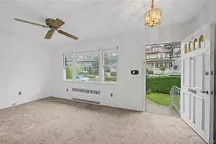 40 Dewey Ave, New Rochelle, NY 10801 - Photo 2