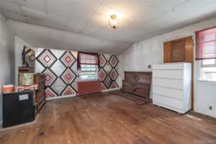 24 W Windsor Pkwy, Oceanside, NY 11572 - Photo 12