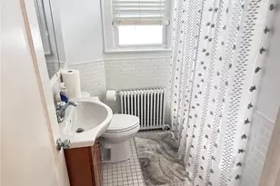 706 Partridge Ave, West Hempstead, NY 11552 - Photo 14