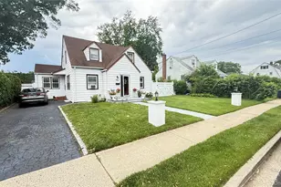 706 Partridge Ave, West Hempstead, NY 11552 - Photo 2