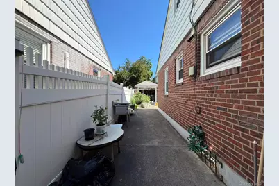 146-23 22nd Avenue, Whitestone, NY 11357 - Photo 16
