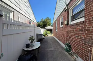 146-23 22nd Ave, Whitestone, NY 11357 - Photo 16